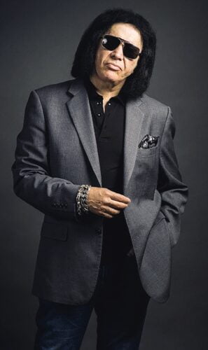 Quelle énorme star du rock peut-on reconnaître sur cette photo ? 